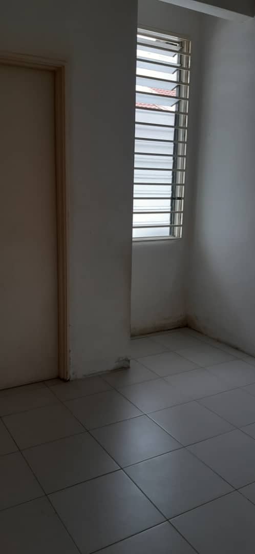 Double Storey Terrace , Bandar Saujana Putra SP 8 - photo 4