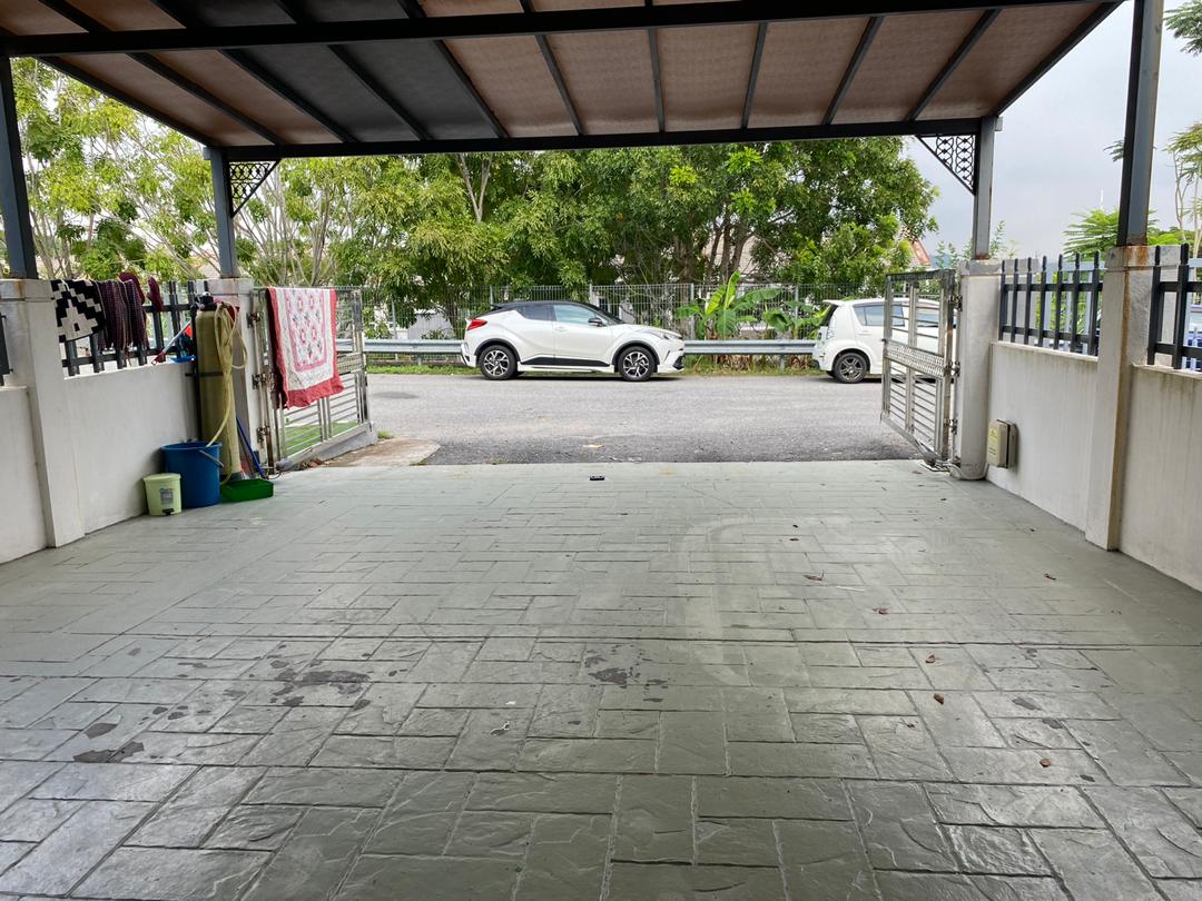 DOUBLE STOREY TERRACE HILLPARK 2, KAJANG - photo 2
