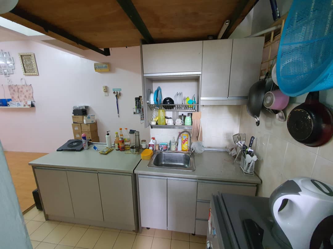 Apartment Taman Tropika Kampung Sungai Tangkas - photo 4