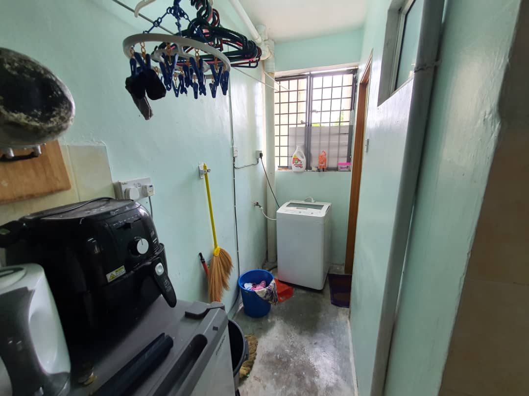 Apartment Taman Tropika Kampung Sungai Tangkas - photo 6