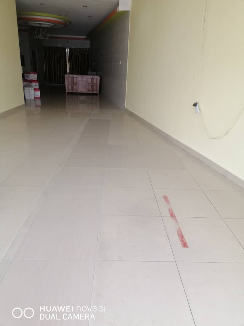 Pusat Perdagangan One Puchong - photo 2