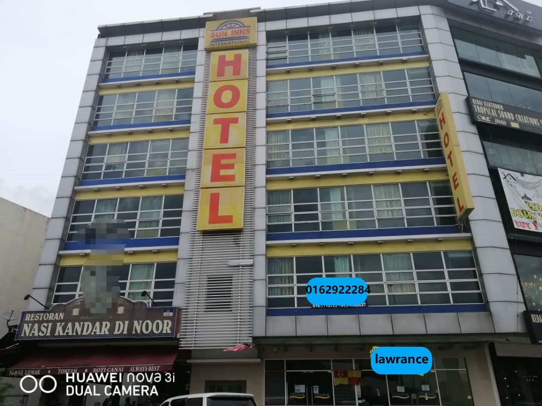 Pusat Perdagangan One Puchong - photo 6