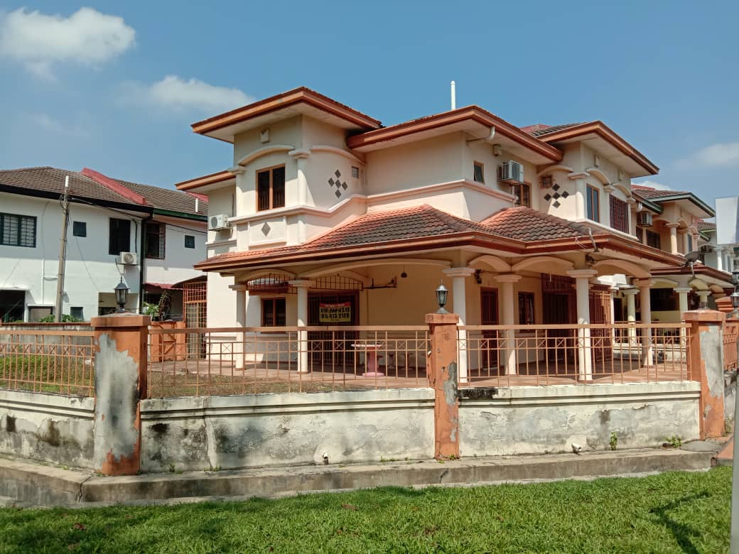 Taman Puchong Prima Double Storey Corner House for Rent at Selangor Puchong