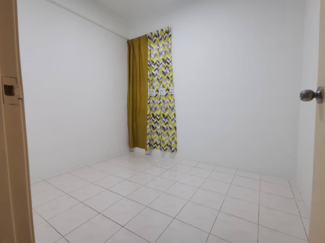 Vista Pinggiran Apartment Taman Equine - photo 5