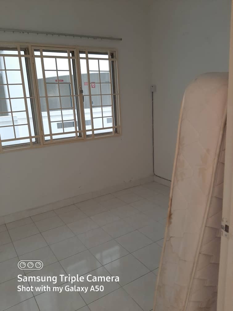 Kenanga Apartment Taman Wawasan Puchong - photo 4