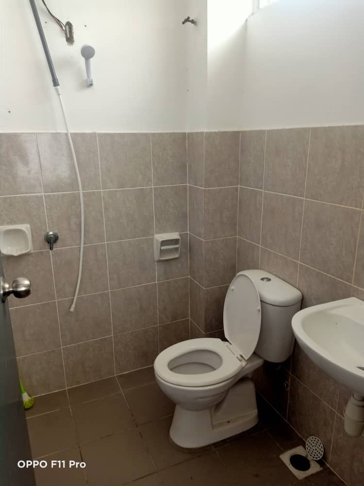 Idaman Warisan Double Storey Puncak Alam - photo 10