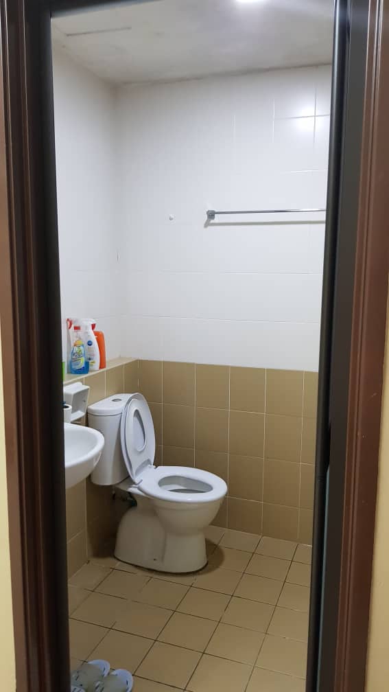 Aman Heights Condominium Bukit Serdang - photo 12