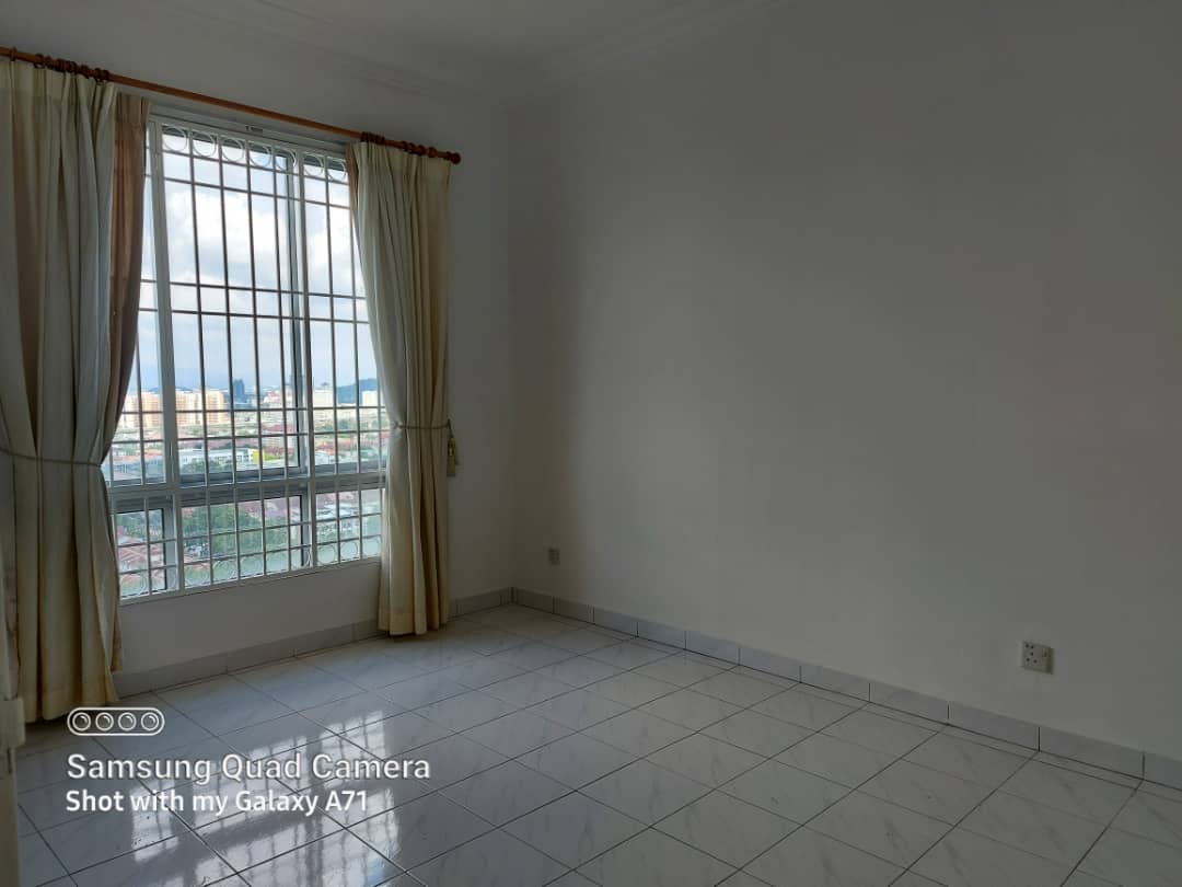 Vista Impiana Bukit Serdang Seri Kembangan - photo 4