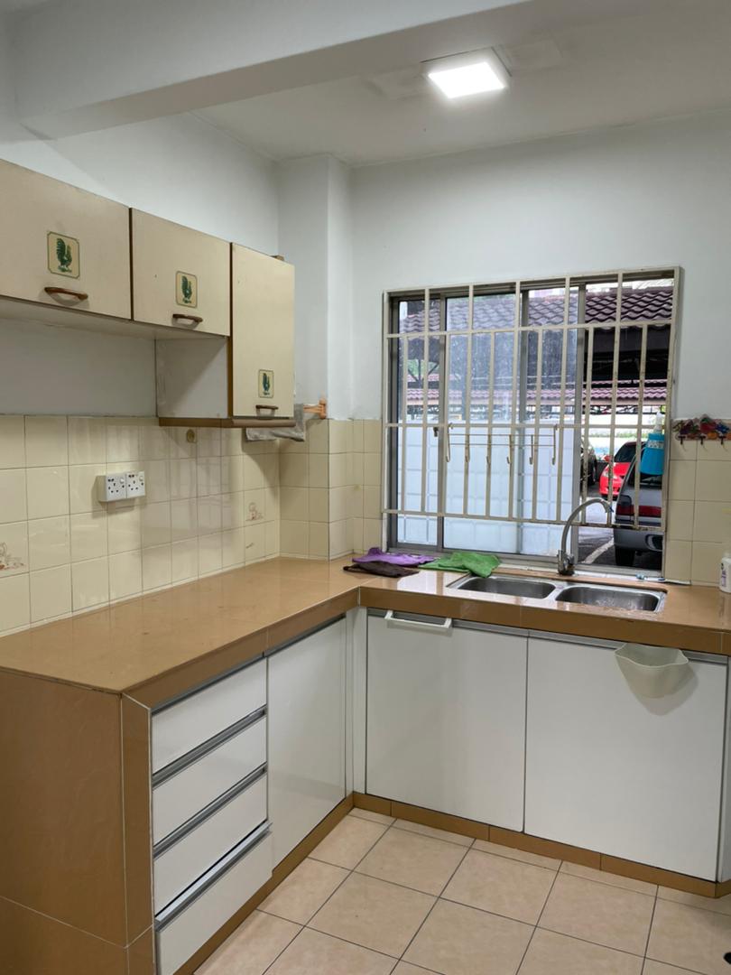 Winner Court B Apartmemt Taman Desa Petaling - photo 3