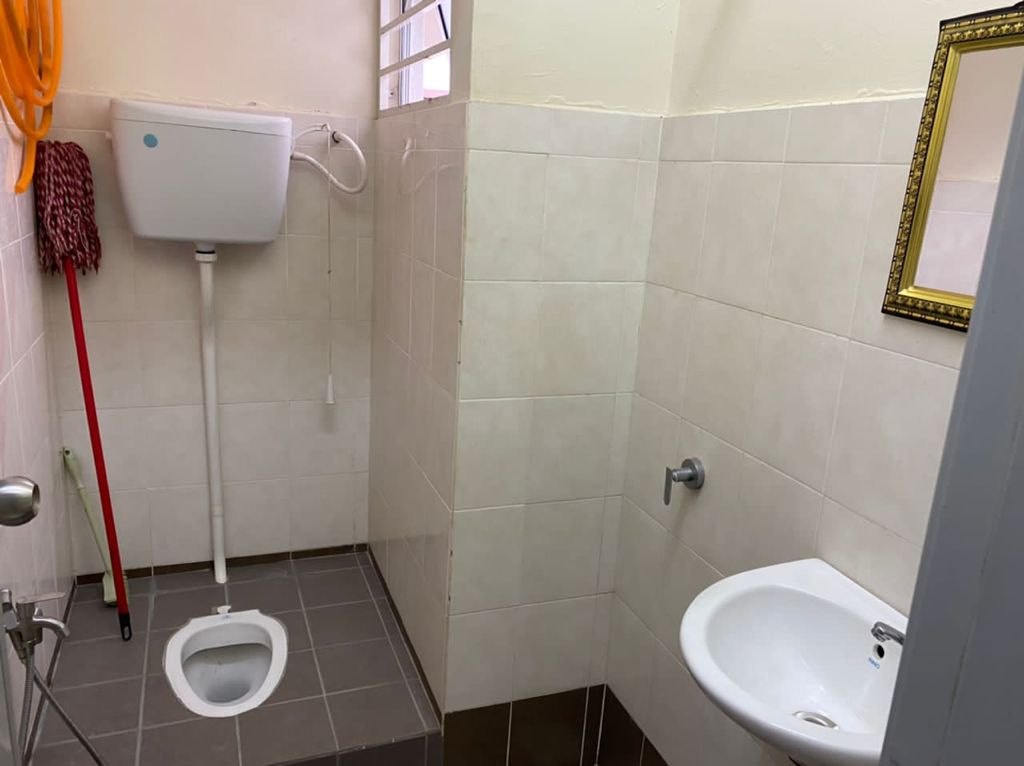 Suria Tropika Apartment Seri Kembangan - photo 10