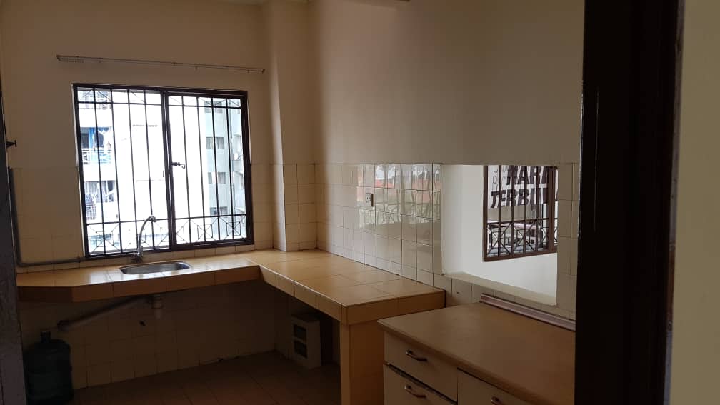 Winner Court B Apartmemt Taman Desa Petaling - photo 3