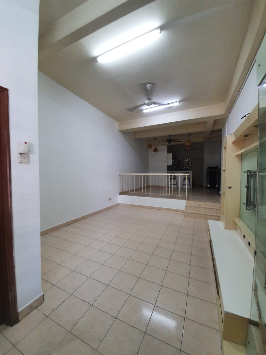 Taman Sungai Besi Indah Town House - photo 4