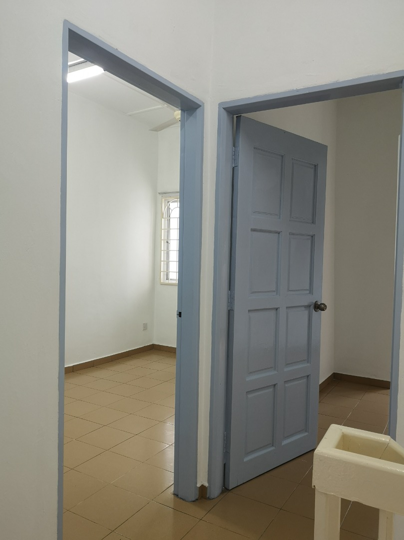 Desa Serdang Double Storey House - photo 6