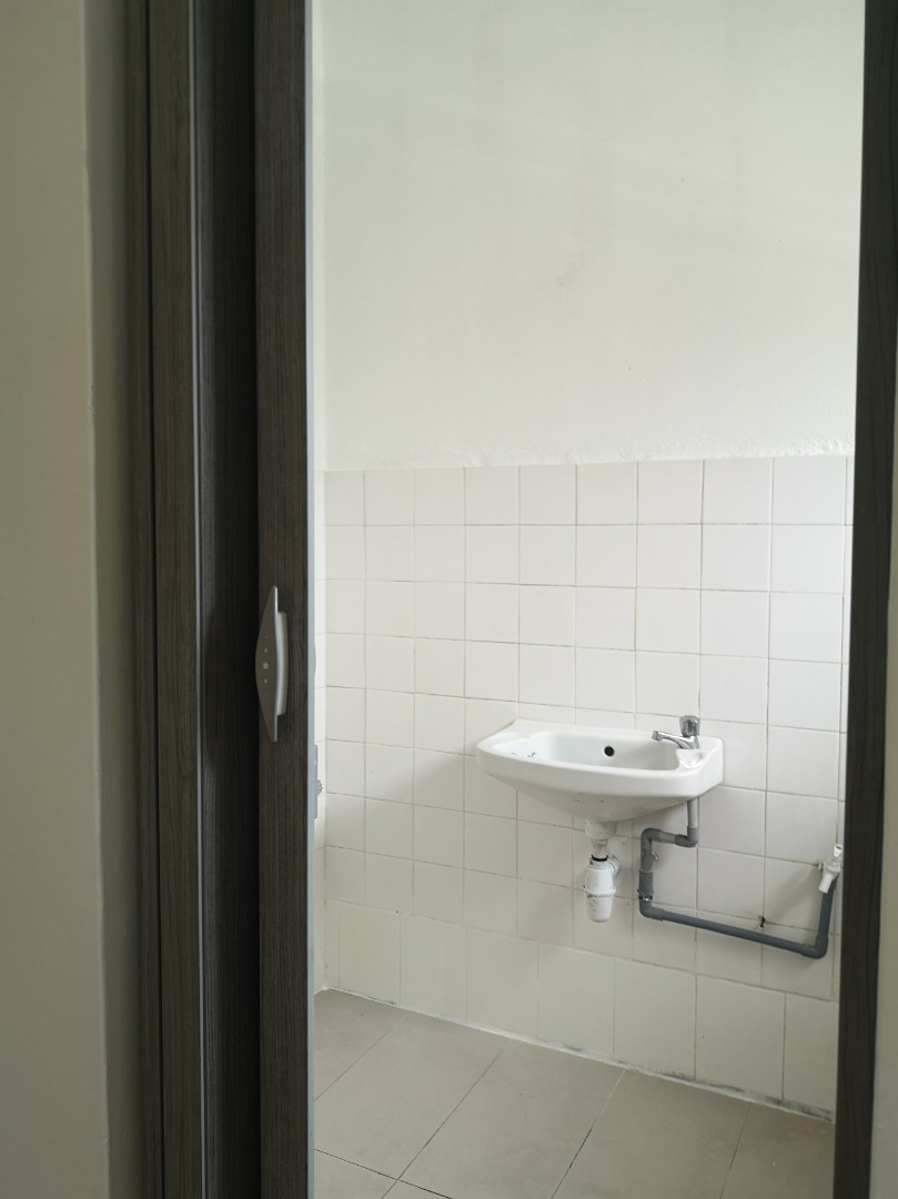 Desa Serdang Double Storey House - photo 11
