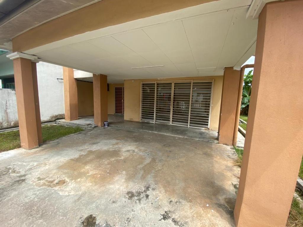 Taman Puncak Jalil Double Storey House PUJ 9 - photo 2