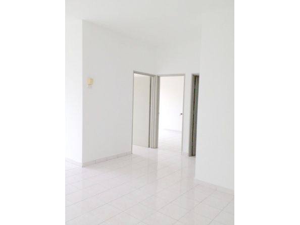 Sutramas Apartment, Puchong - photo 4