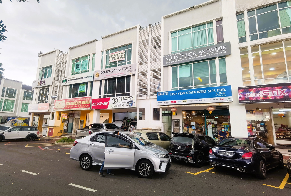 Jalan Equine 1A, Ground Floor 2 Unit Adjoining - photo 4