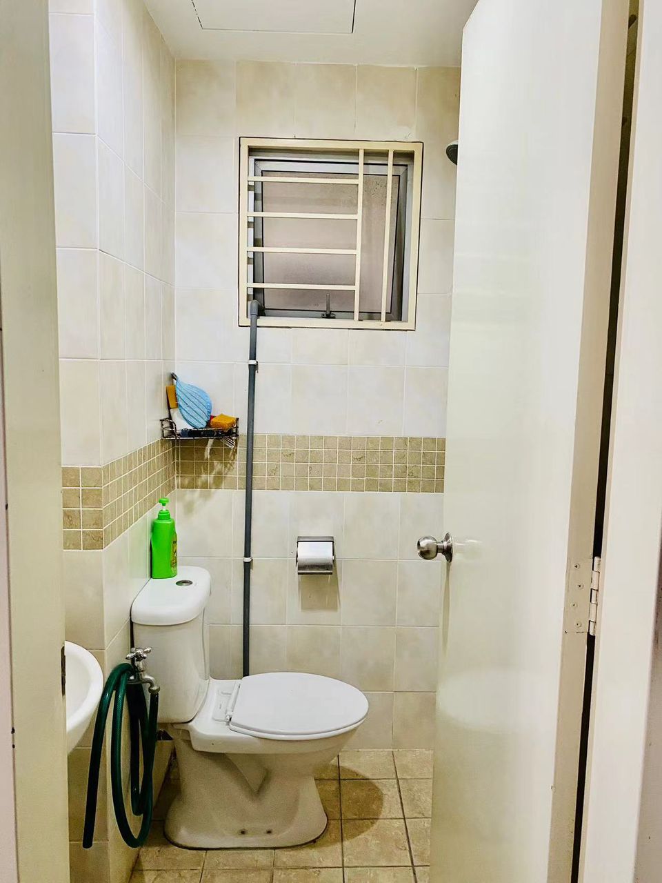 Puteri Bayu Apartment - photo 2