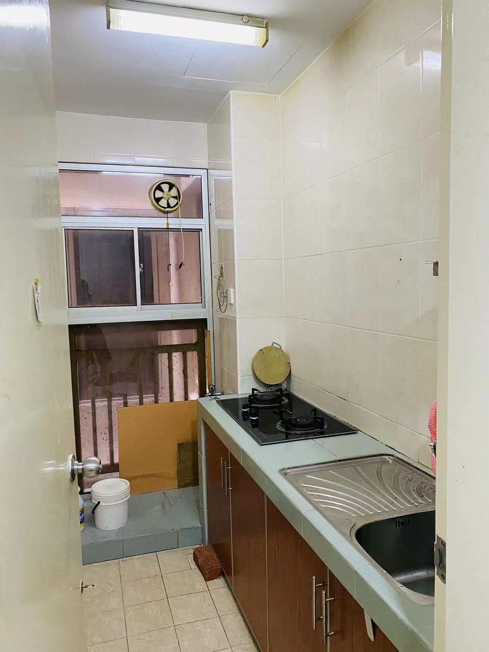 Puteri Bayu Apartment - photo 11