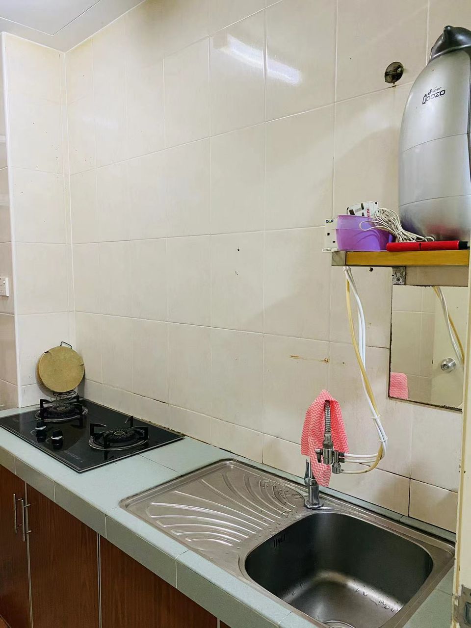 Puteri Bayu Apartment - photo 12