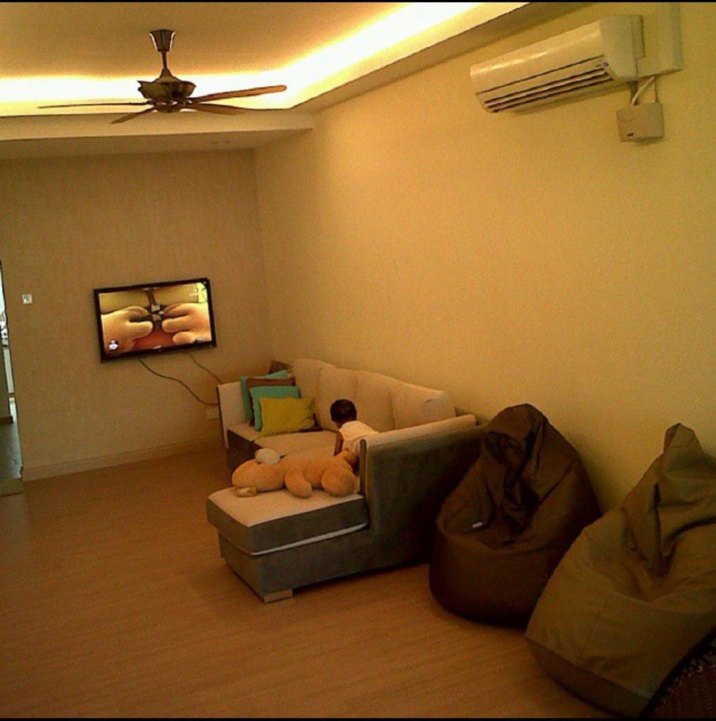 Taman Kinrara S5 Terrace House - photo 2