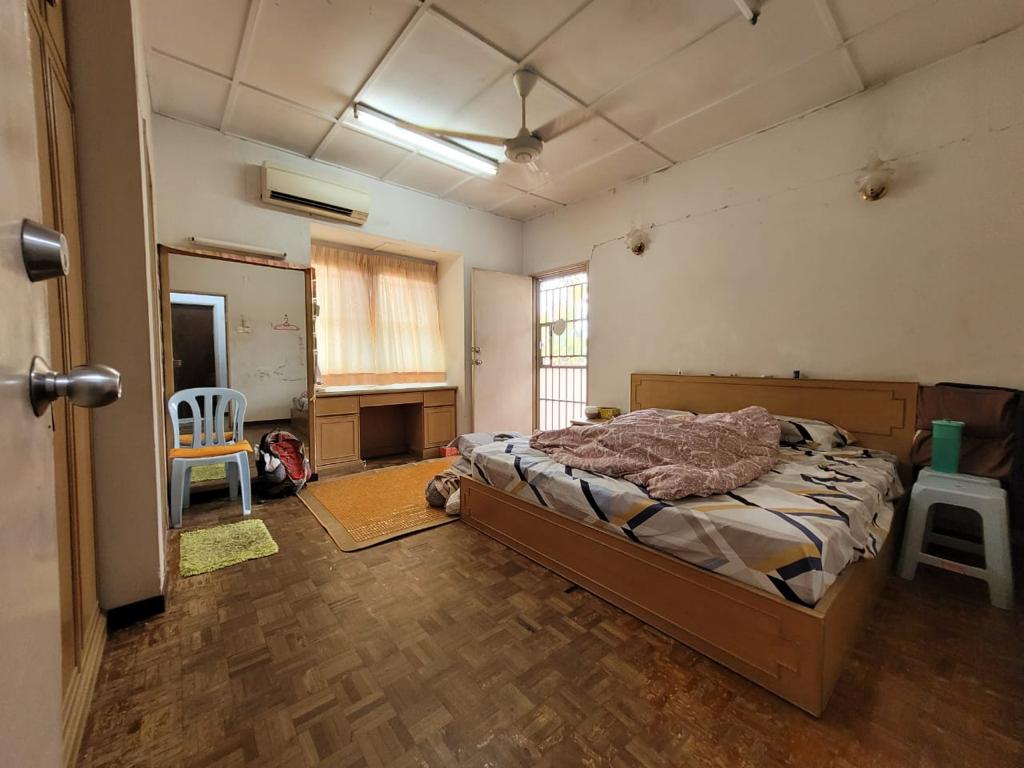 Taman Bukit Indah Ampang Corner Storey House Sale - photo 7