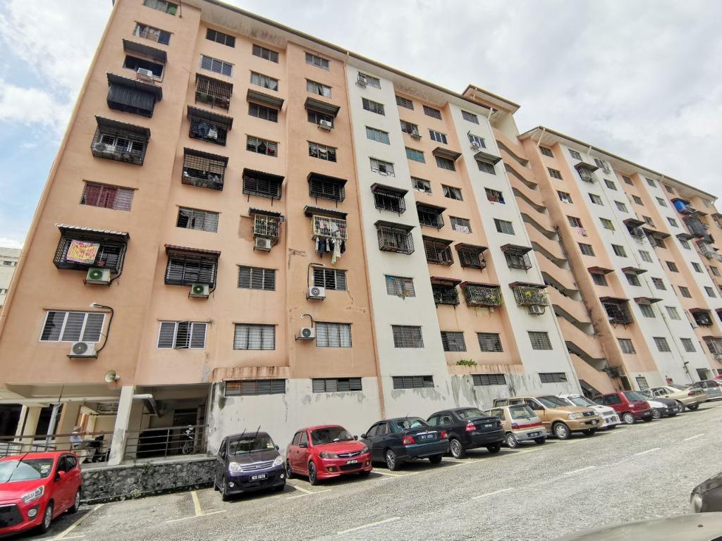 Flat Taman Segar Perdana - photo 3