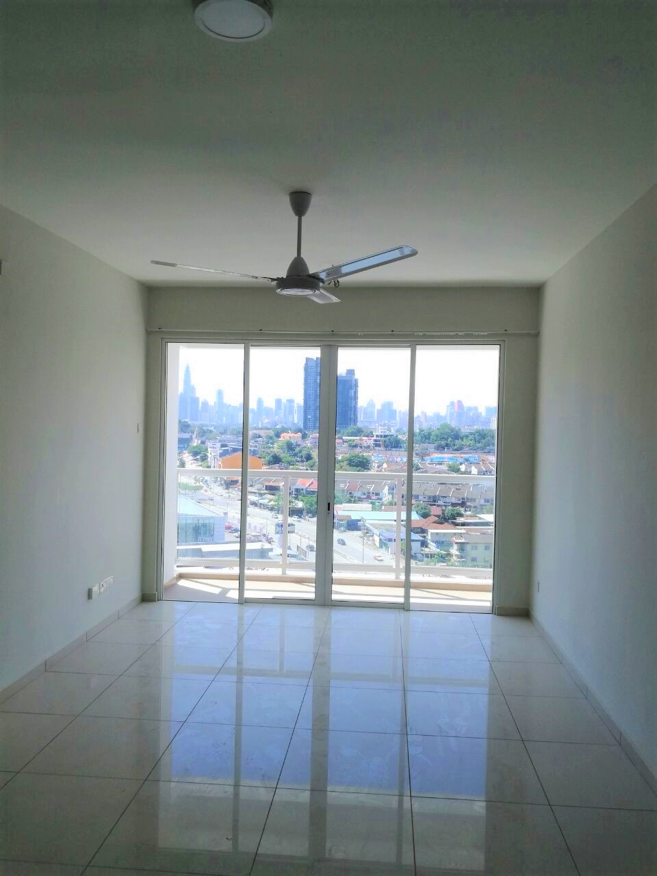 10-06 MH Platinum Residence - photo 2