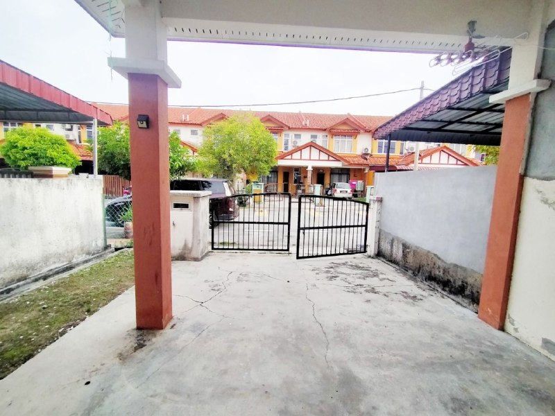 TERES 1 TINGKAT, TAMAN BUNGA RAYA, SALAK TINGGI - photo 6