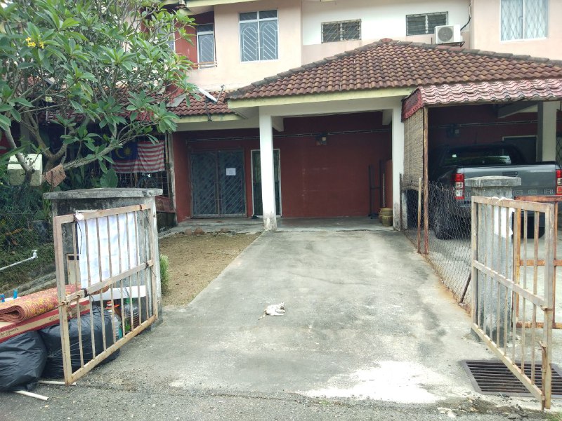 TERES 2 TINGKAT, TAMAN DESA VISTA, SALAK TINGGI