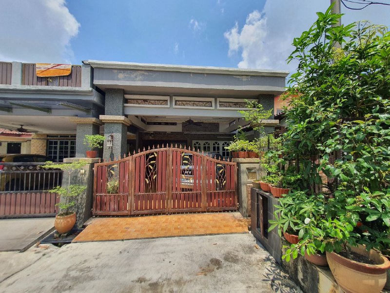RUMAH CANTIK FACING OPEN -TAMAN SRI KENARI, KAJANG