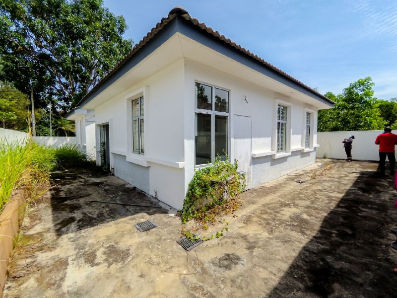 SINGLE STOREY BUNGALOW, MAHKOTA HILLS, LENGGENG - photo 7
