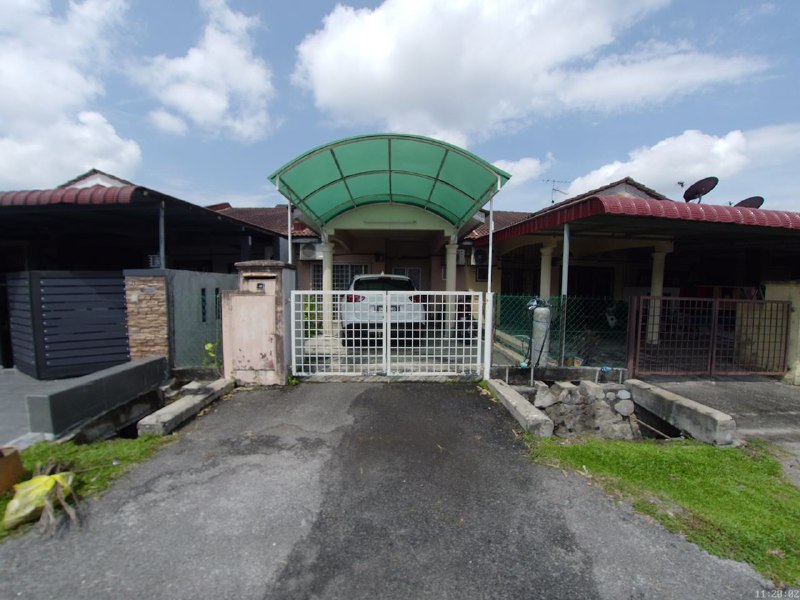 RUMAH CANTIK - TAMAN KEMUNING, BANTING - photo 1