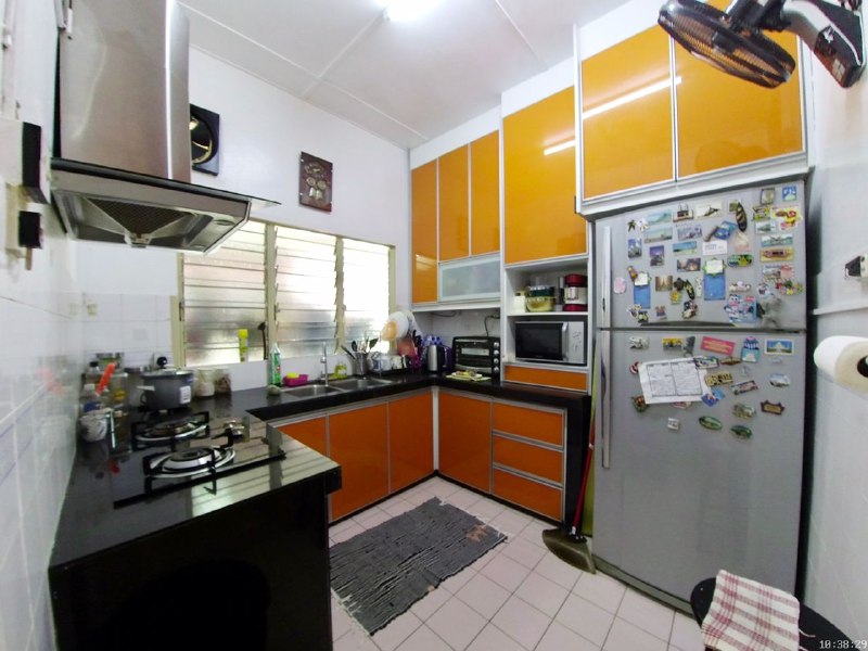 RUMAH CANTIK - TAMAN KEMUNING, BANTING - photo 2