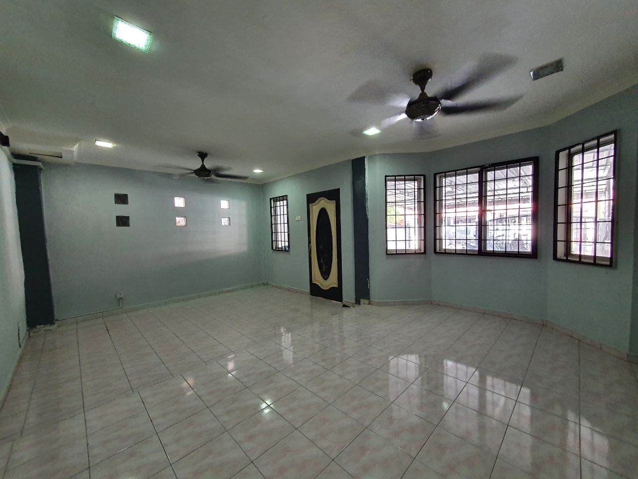 CANTIK DAH RENOVATE-TAMAN SERI SEMENTA KAPAR Klang - photo 2
