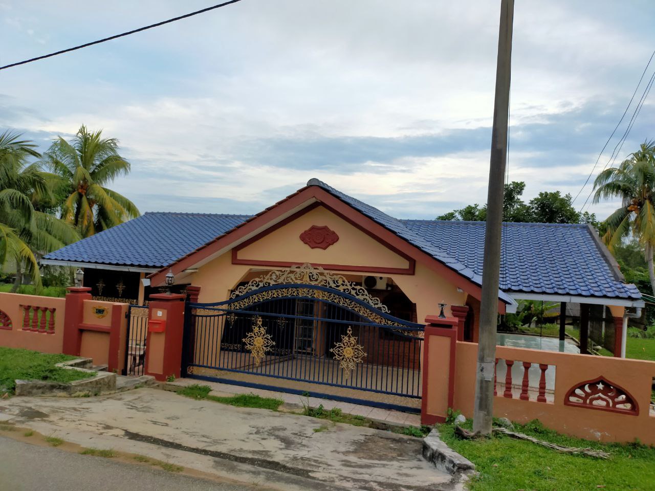 TANAH LUAS & BANGLO SETINGKAT, KG. SELANGOR DREDGING, DENGKIL - photo 1