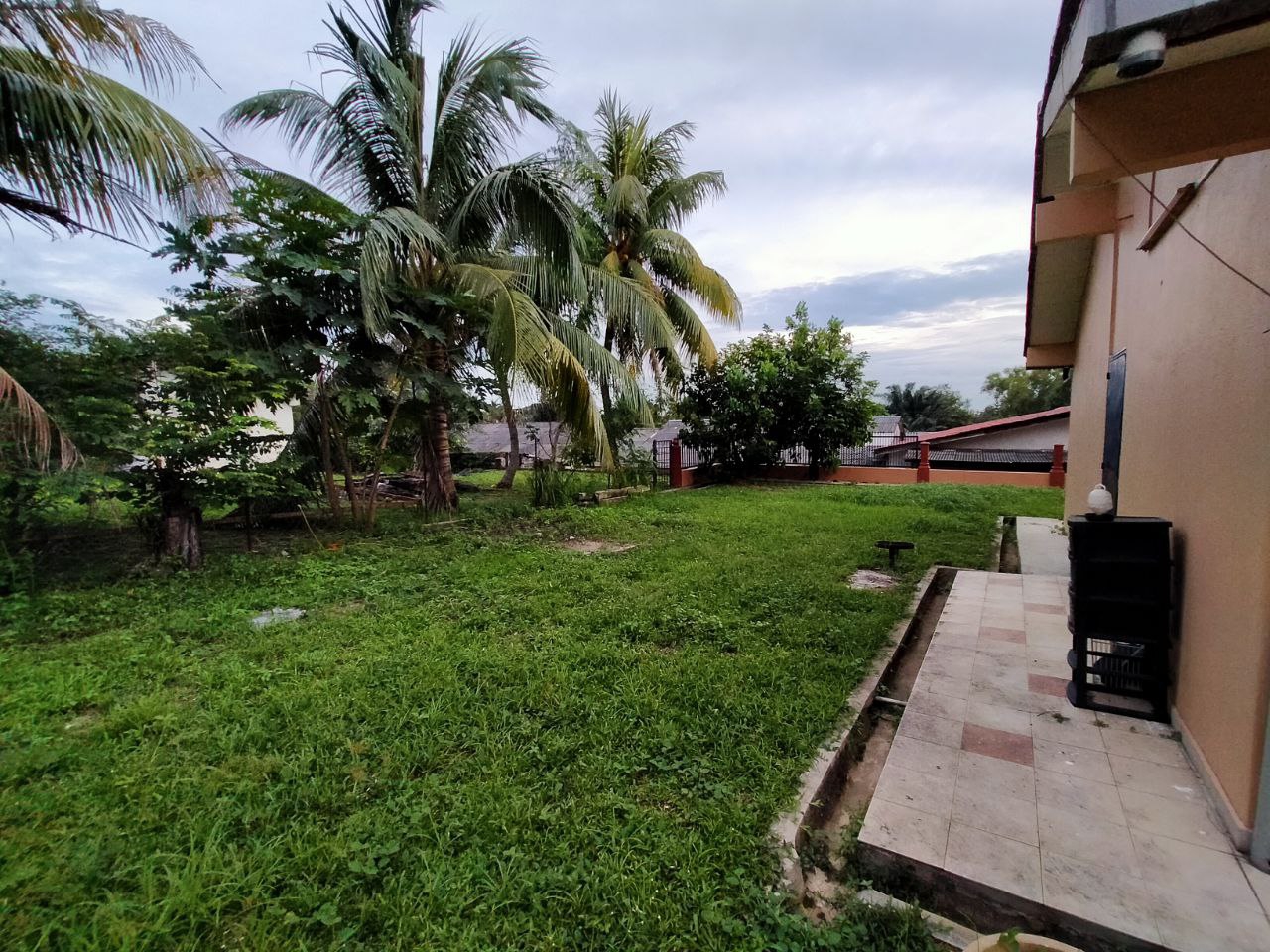 TANAH LUAS & BANGLO SETINGKAT, KG. SELANGOR DREDGING, DENGKIL - photo 12