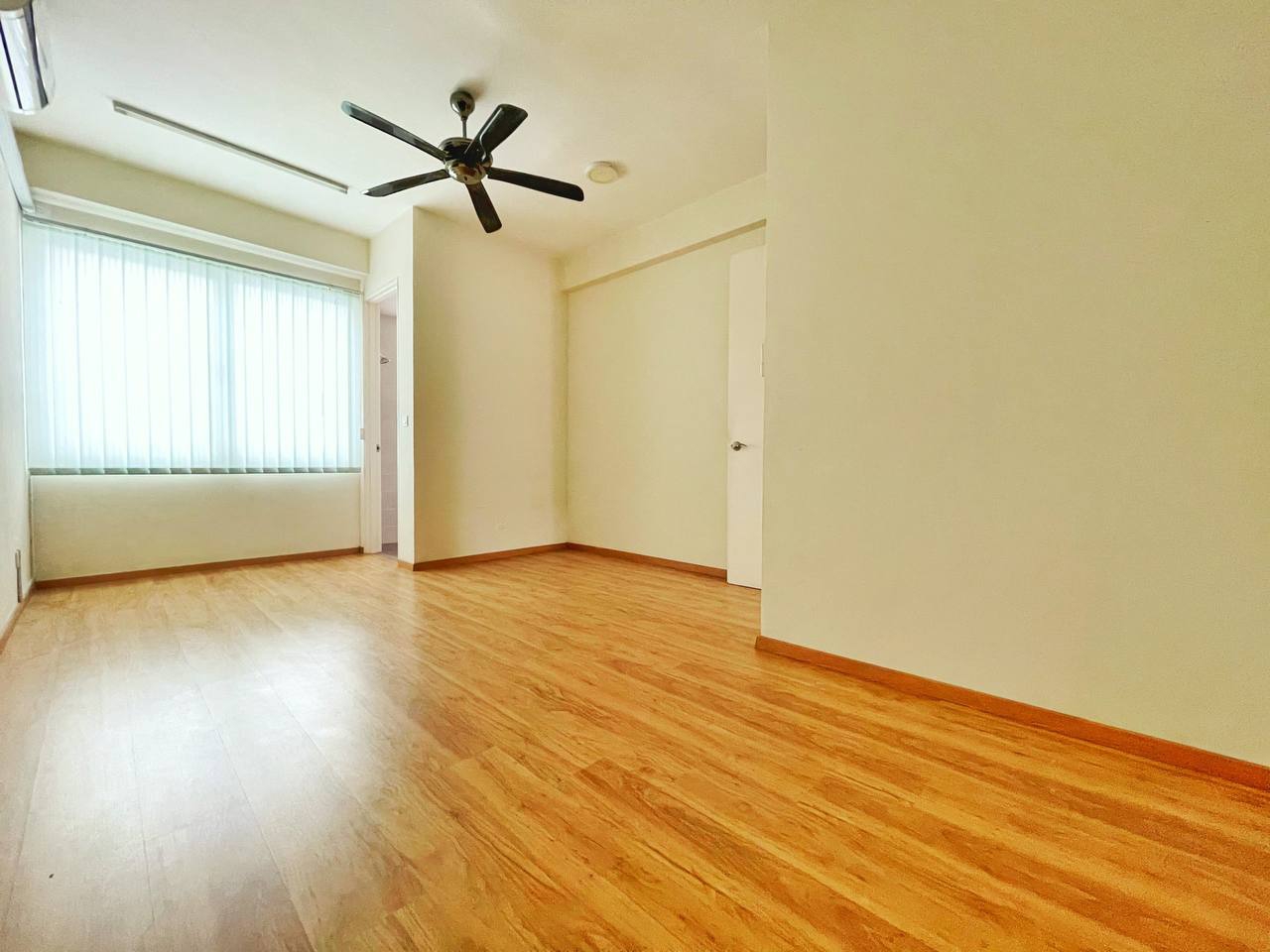 [5 BEDROOMS] SEMI-D TAMAN TROPIKA PUTRA, BUKIT RAHMAN PUTRA, SG BULOH - photo 9