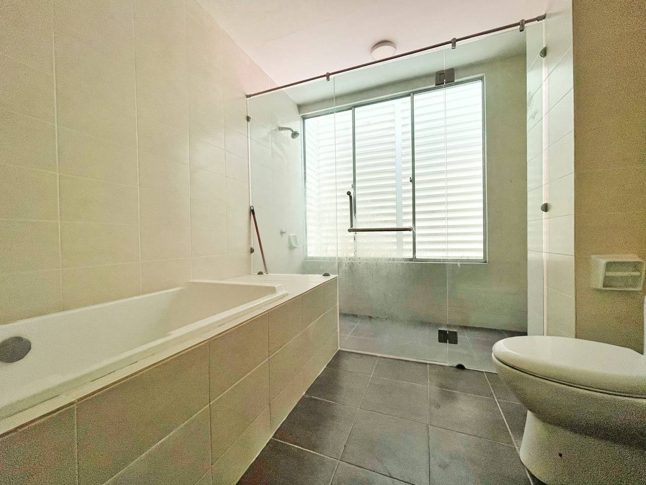 [5 BEDROOMS] SEMI-D TAMAN TROPIKA PUTRA, BUKIT RAHMAN PUTRA, SG BULOH - photo 11