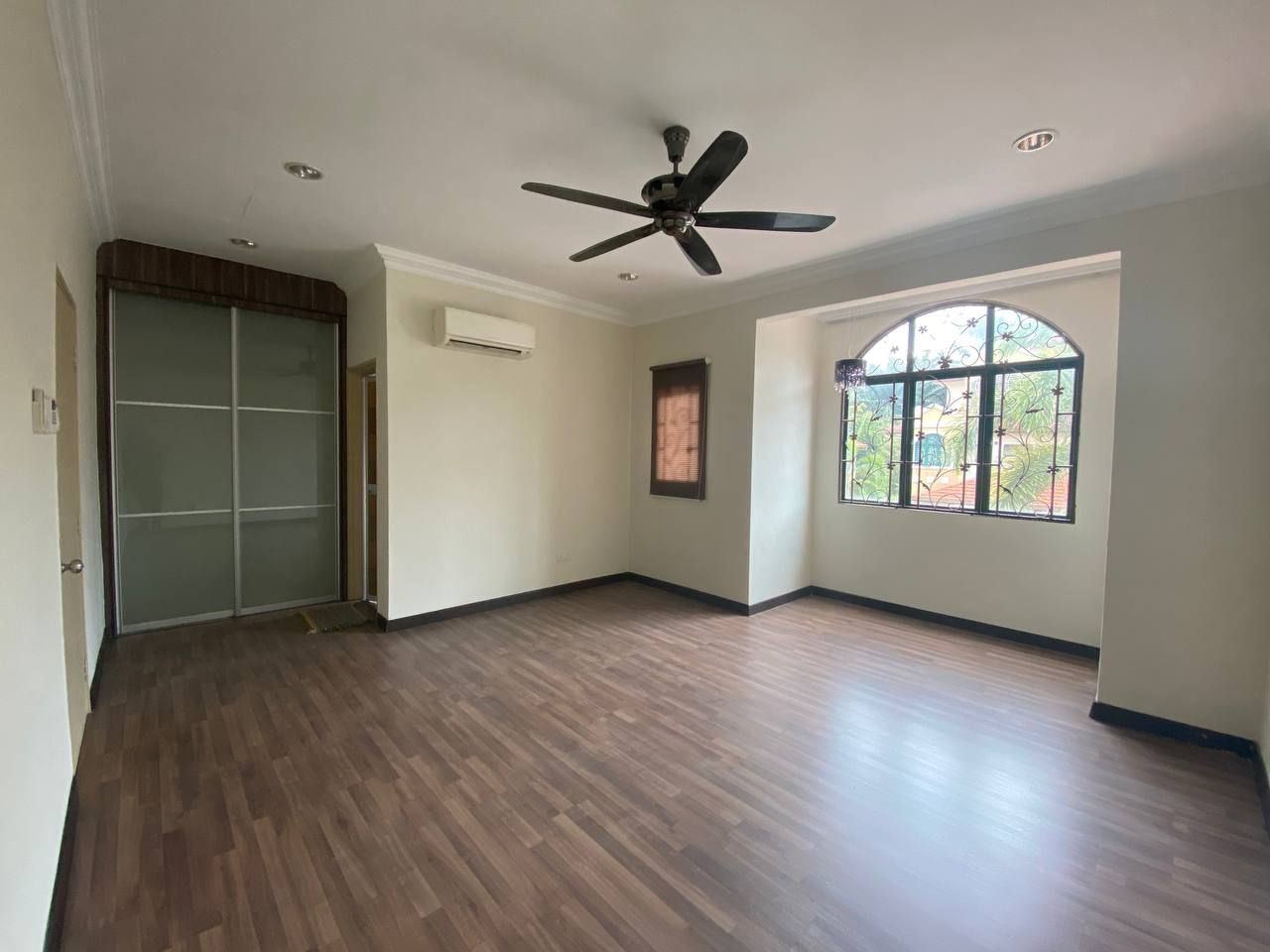 [FREEHOLD NICE HOUSE] WARISAN INDAH, KOTA WARISAN, SEPANG - photo 6