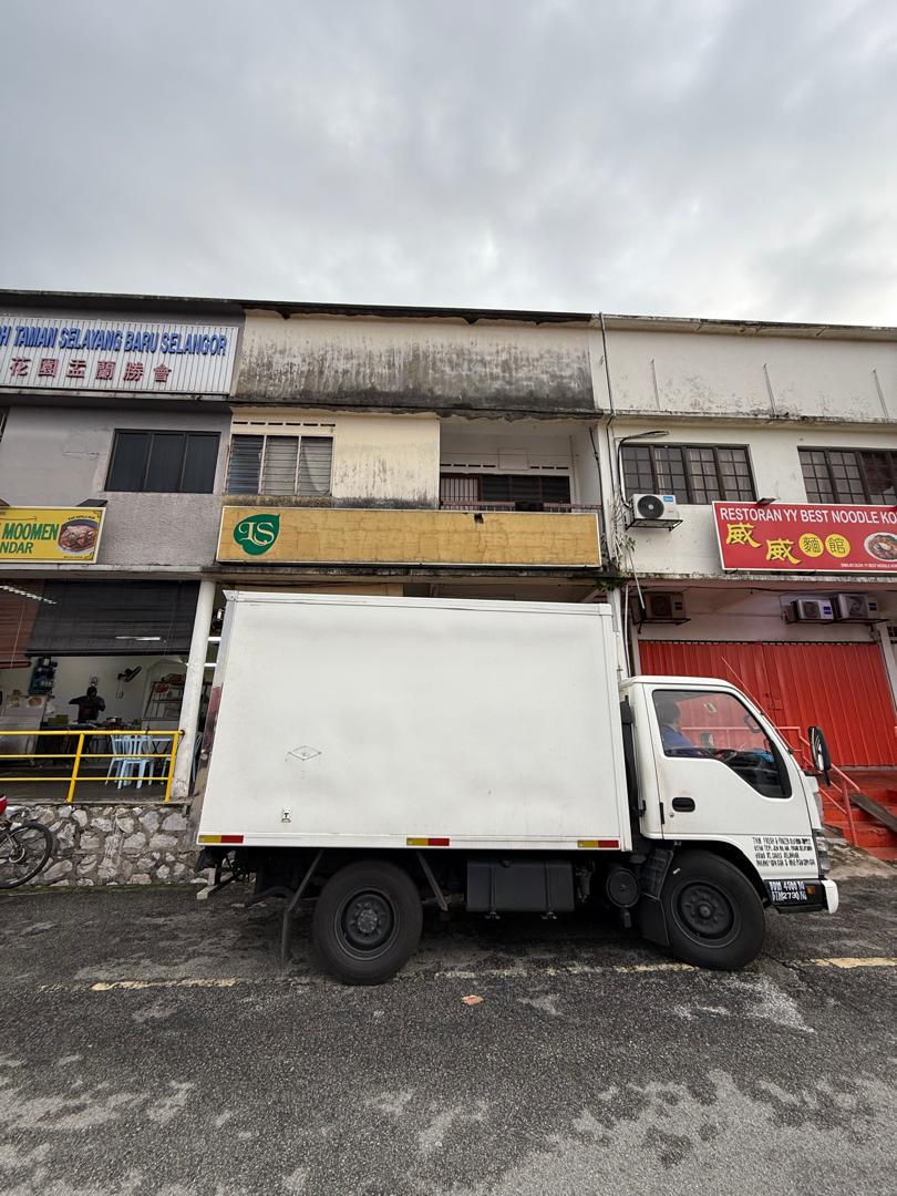 Taman Selayang Baru Shop - photo 2