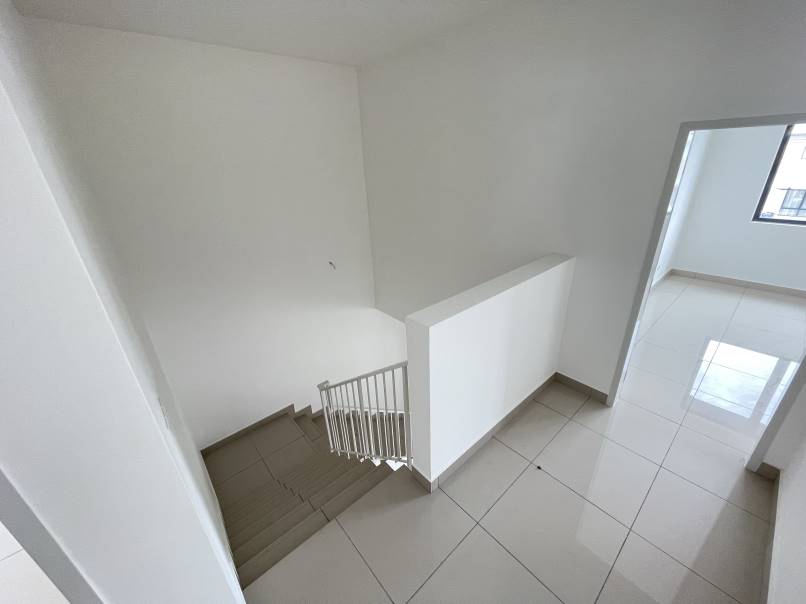 M panora - photo 2