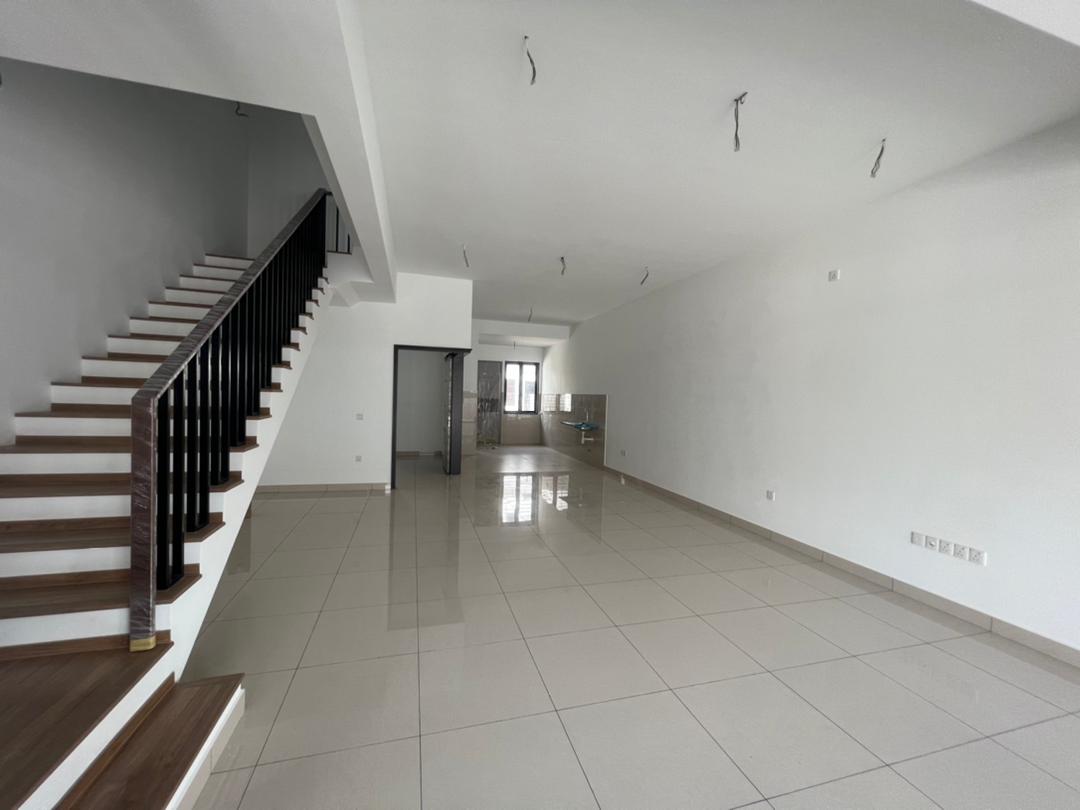 2 Storey 4 Bedrooms Elmina green 1 by shanmugi - photo 7
