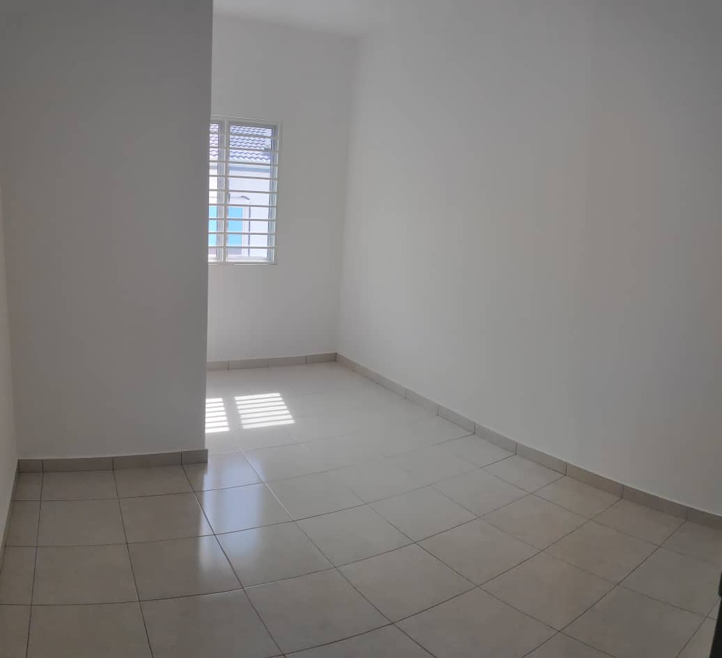 2 Sty House Laman Haris Puncak Alam by Matt - photo 6