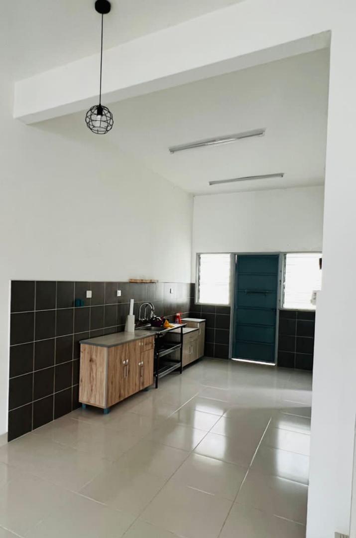 Partly Furnished Ceri Hillpark by Chee Hin - photo 7
