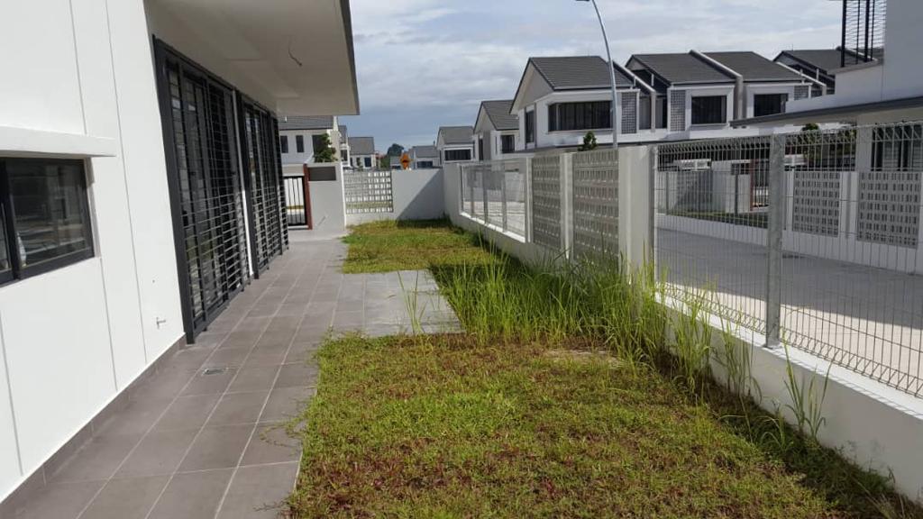End Lot 2 Storey 4 Bedrooms Elmina green 1 by Matt - photo 8