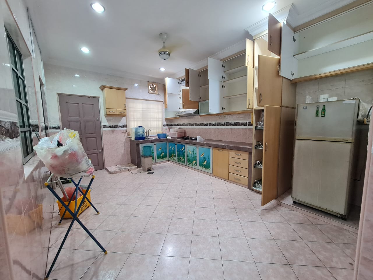 2 Sty Bandar Bukit Raja by Chee Hin - photo 3