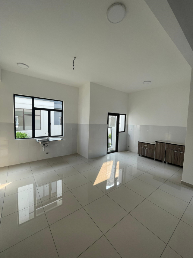 Regent Garden Garden Home by Lucas - photo 2