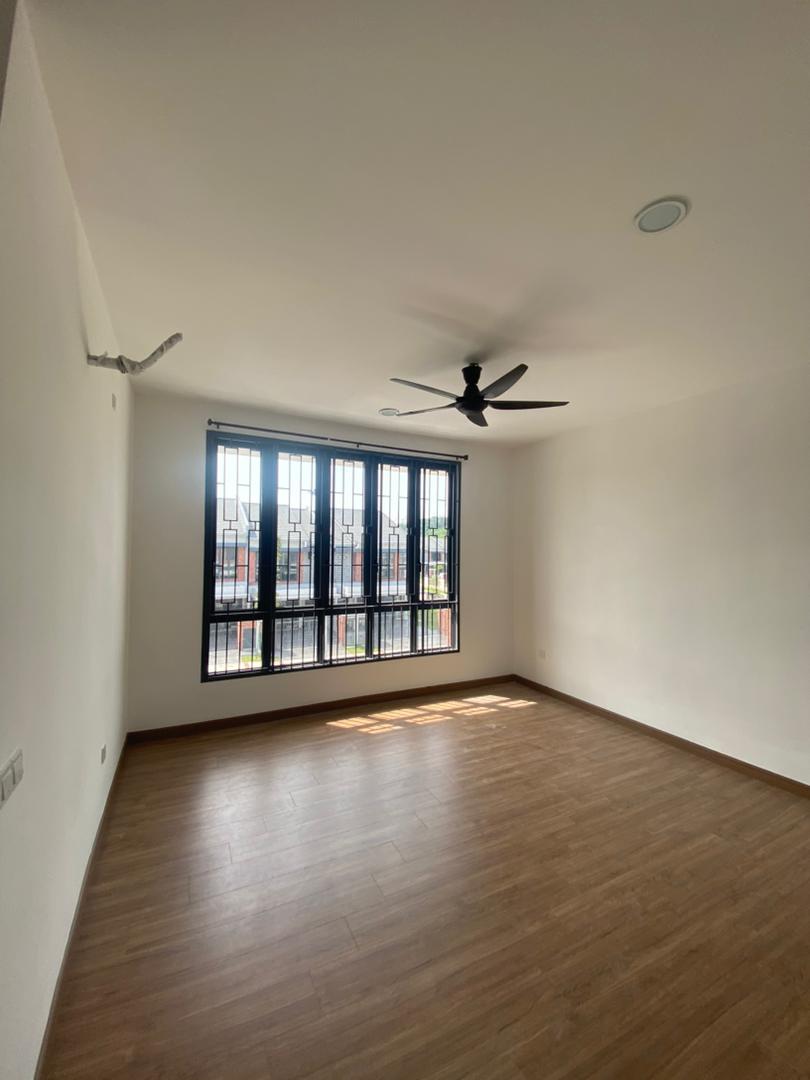 Partially Furnish 2 Storey Elmina green 4 by Matt - photo 6