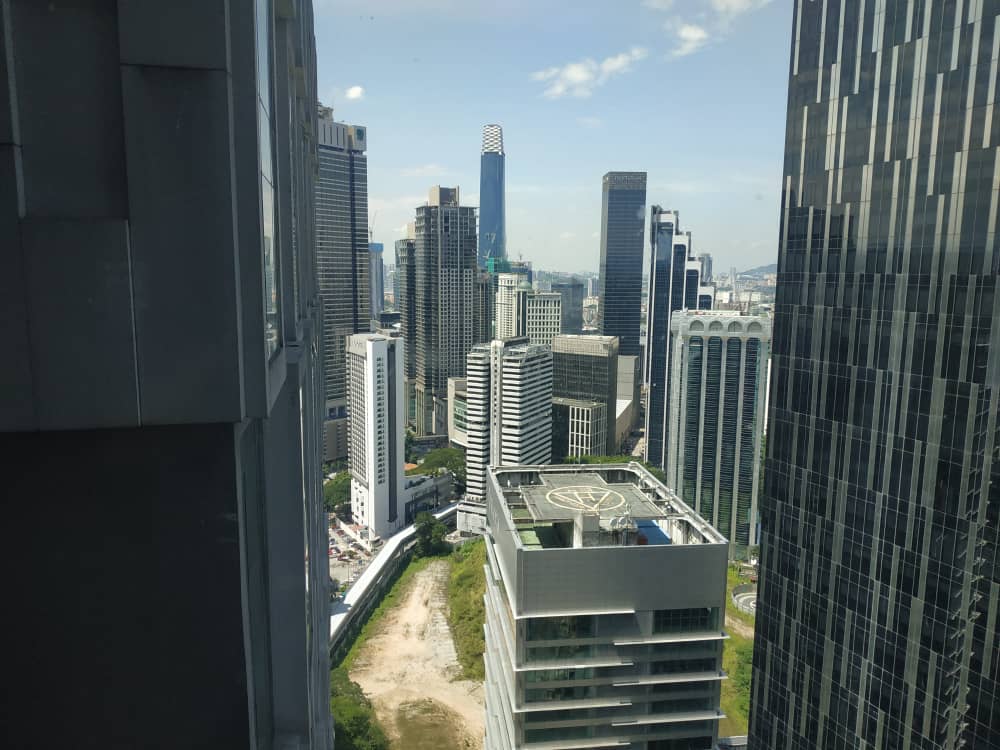 Soho Suites Jalan Perak KLCC Pavillion Nearby MRT - photo 8